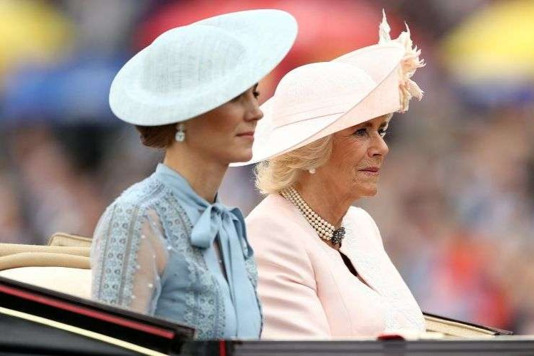 Camilla e Kate Middleton- 20222910 - abruzzonews.it