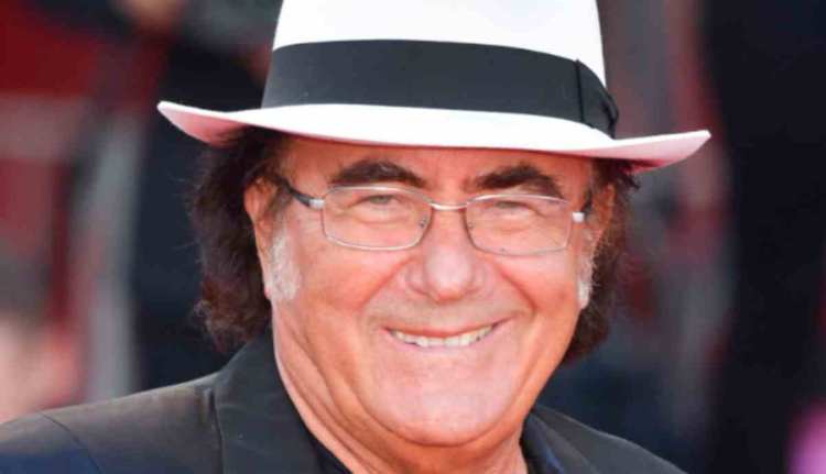 Al Bano Carrisi sorride 