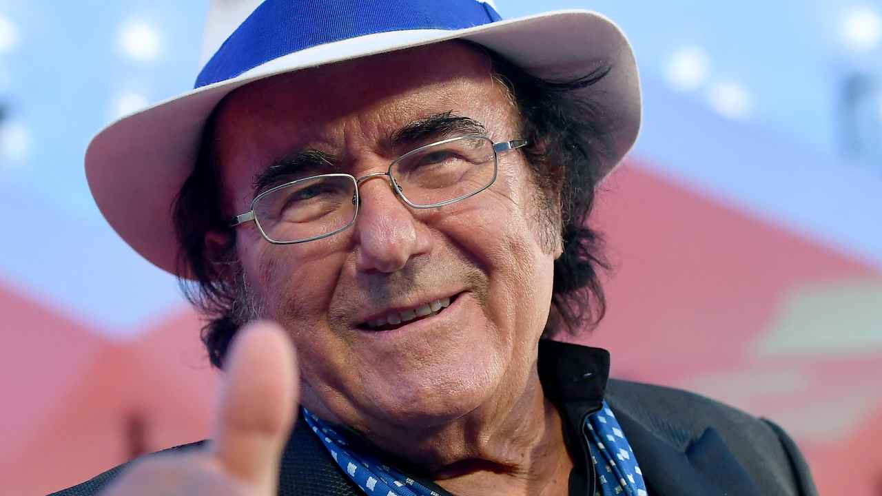 Al Bano sorride