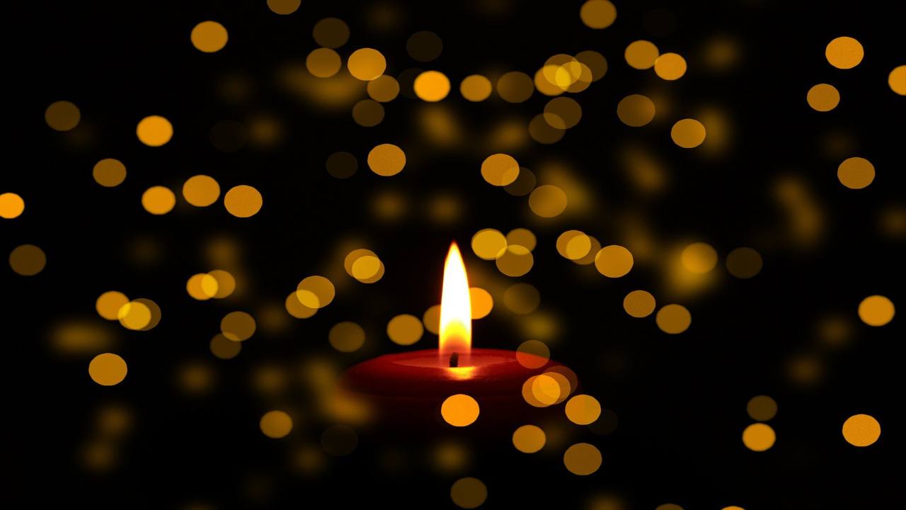 Candela accesa per lutto