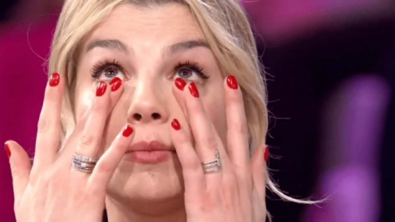 Emma Marrone piange