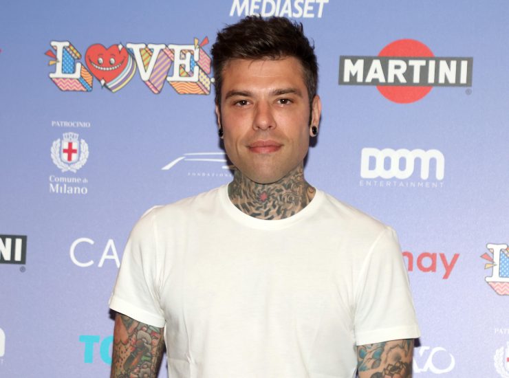 Fedez maglia bianca 