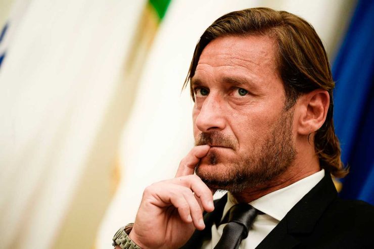 Francesco Totti serioso