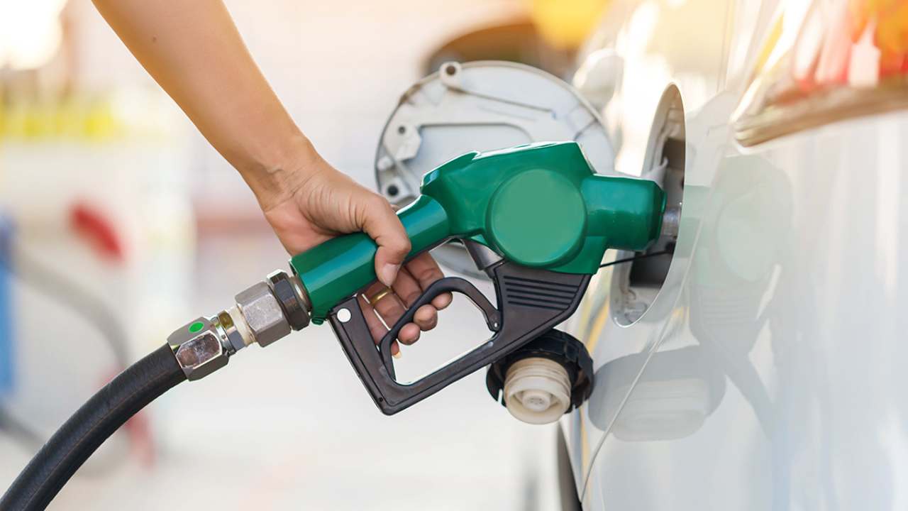 Carburante, taglio sulle accise diminuito, aumentano i prezzi 