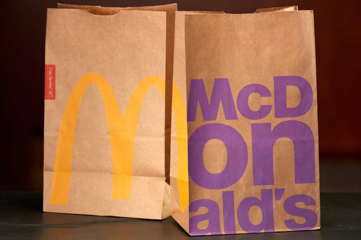 ordina da mcdonald's e trova soldi nella busta