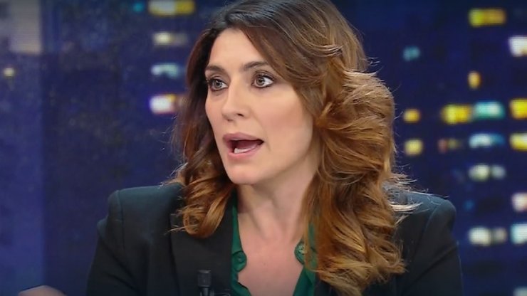 provocazione elisa isoardi 