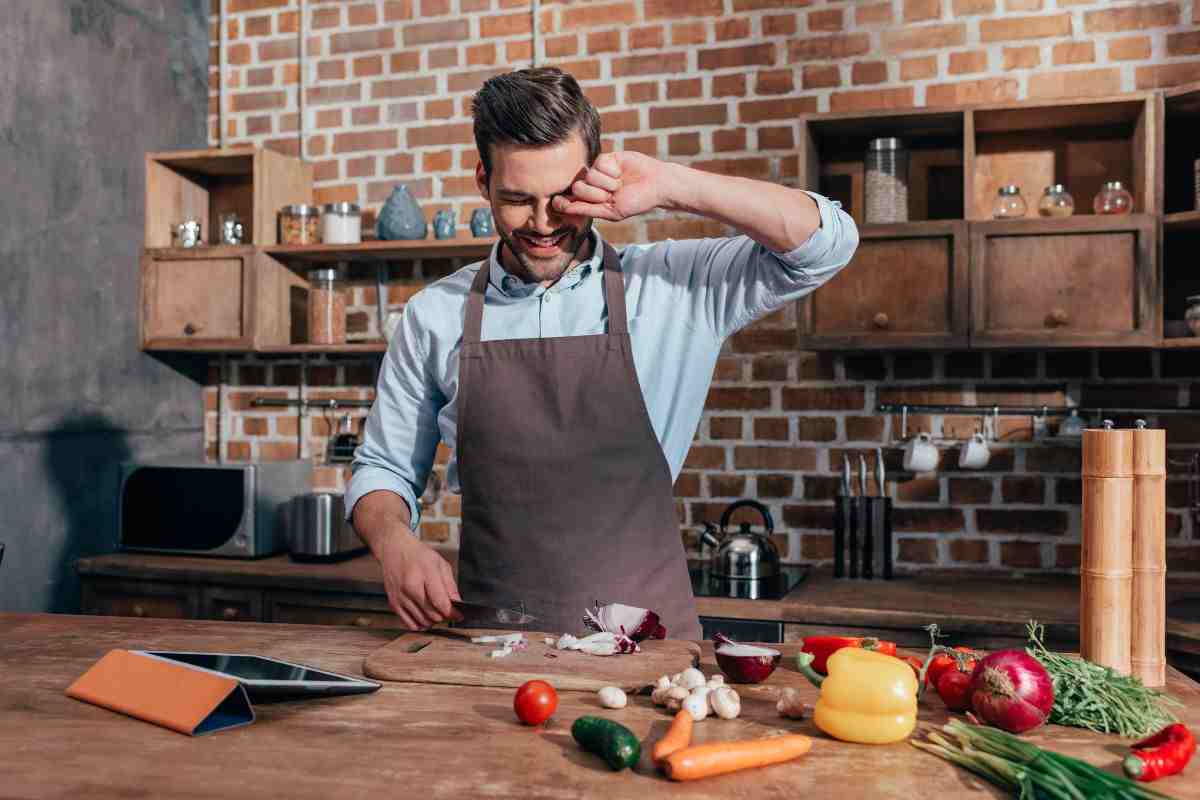 Trucco per tagliare le cipolle