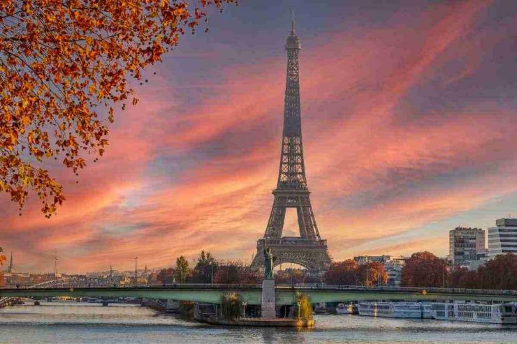 chi ha ospitato l'appartamento della torre Eiffel