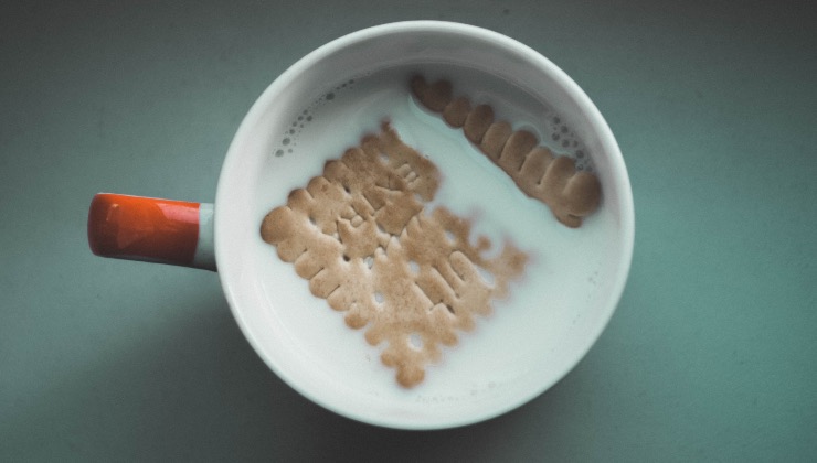 Il latte a colazione meglio senza caffè
