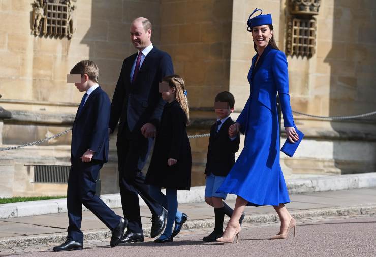 harry meghan addio royal family