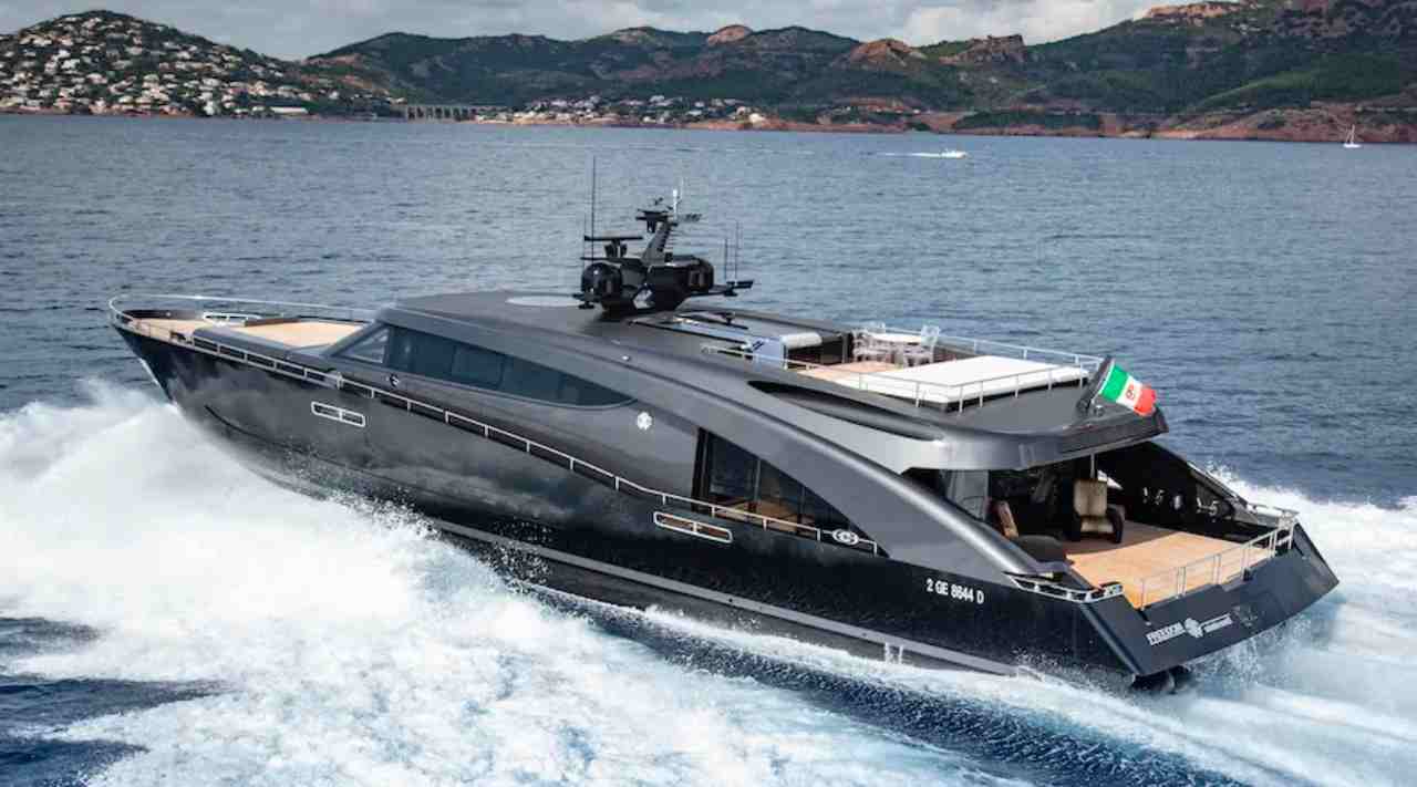 yacht di cavalli prezzo